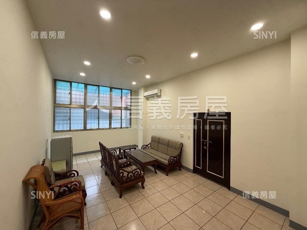 河堤獨棟邊間典藏美邸房屋室內格局與周邊環境