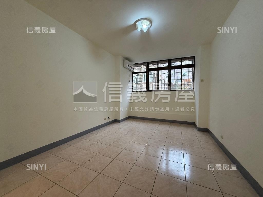 河堤獨棟邊間典藏美邸房屋室內格局與周邊環境