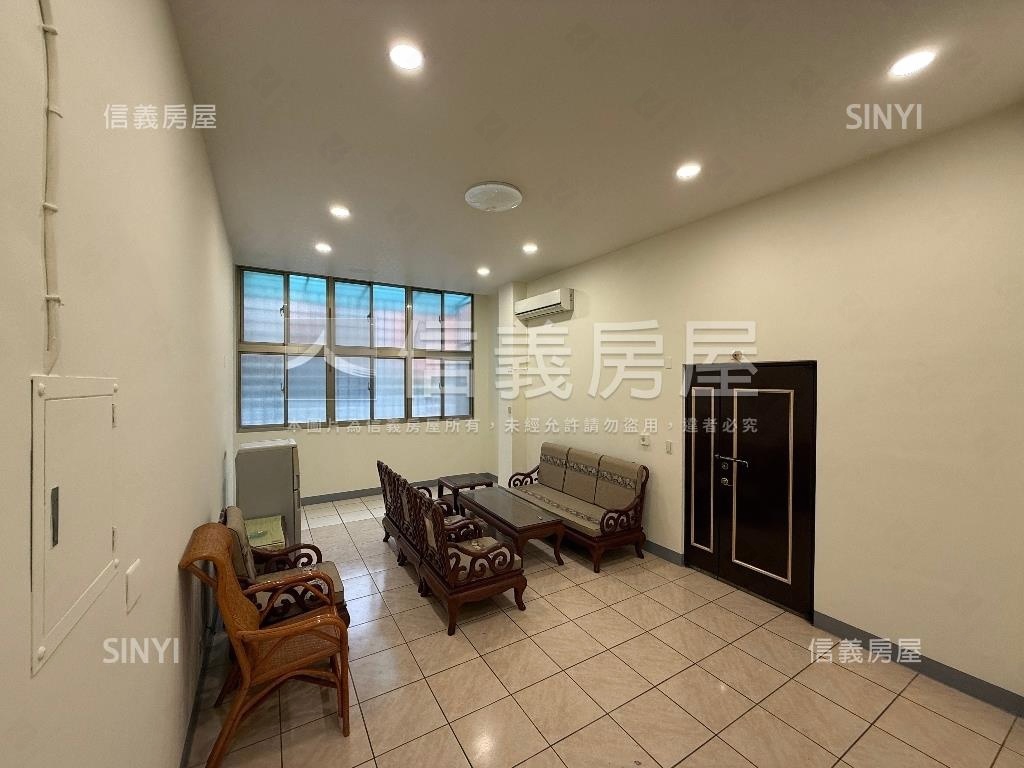 河堤獨棟邊間典藏美邸房屋室內格局與周邊環境