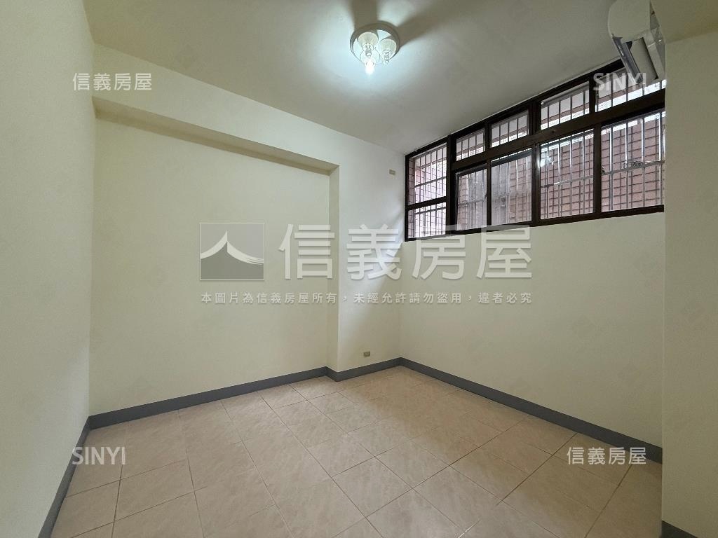 河堤獨棟邊間典藏美邸房屋室內格局與周邊環境