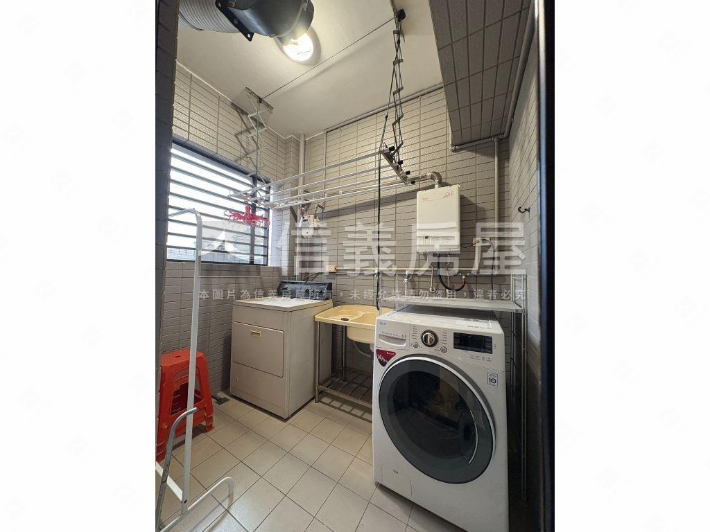 映樸川高樓採光戶房屋室內格局與周邊環境