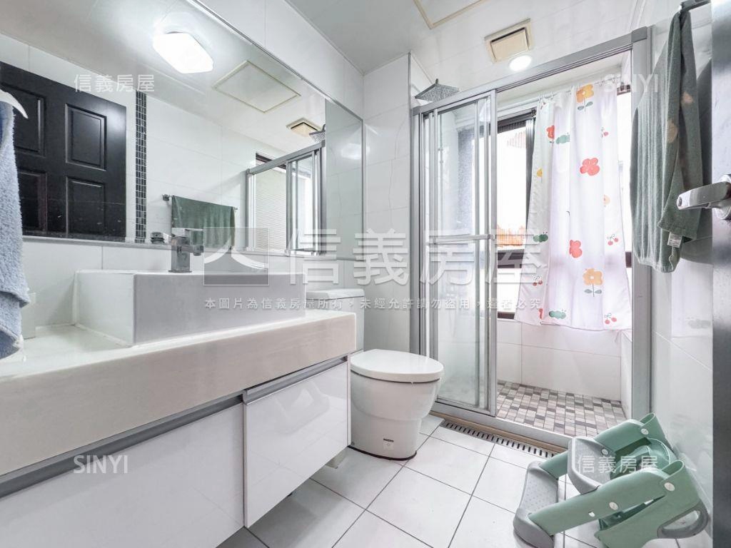 映樸川高樓採光戶房屋室內格局與周邊環境