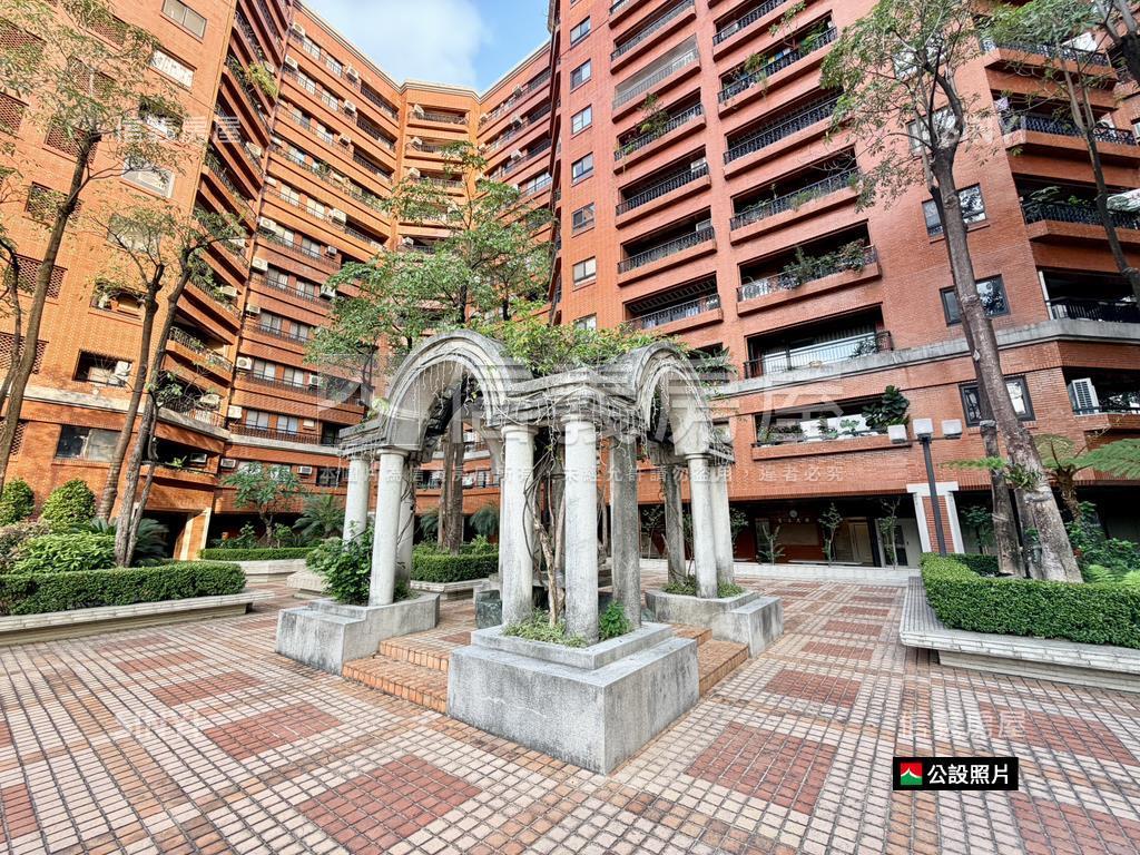 首排景觀｜國泰美三房平車房屋室內格局與周邊環境