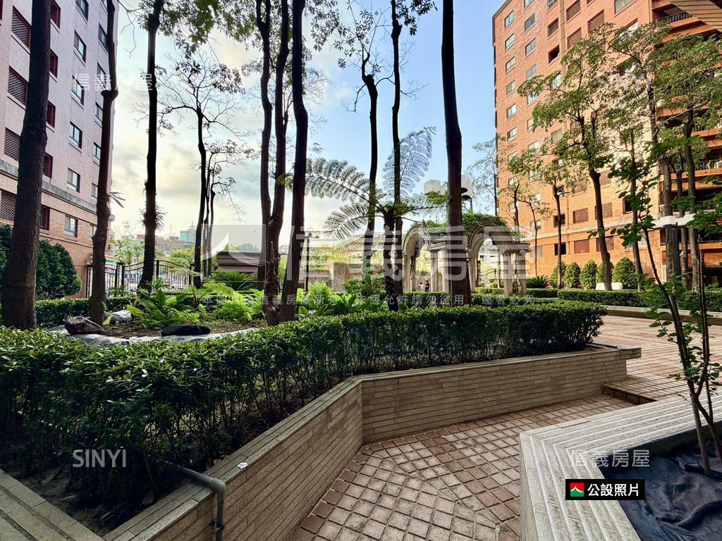 首排景觀｜國泰美三房平車房屋室內格局與周邊環境