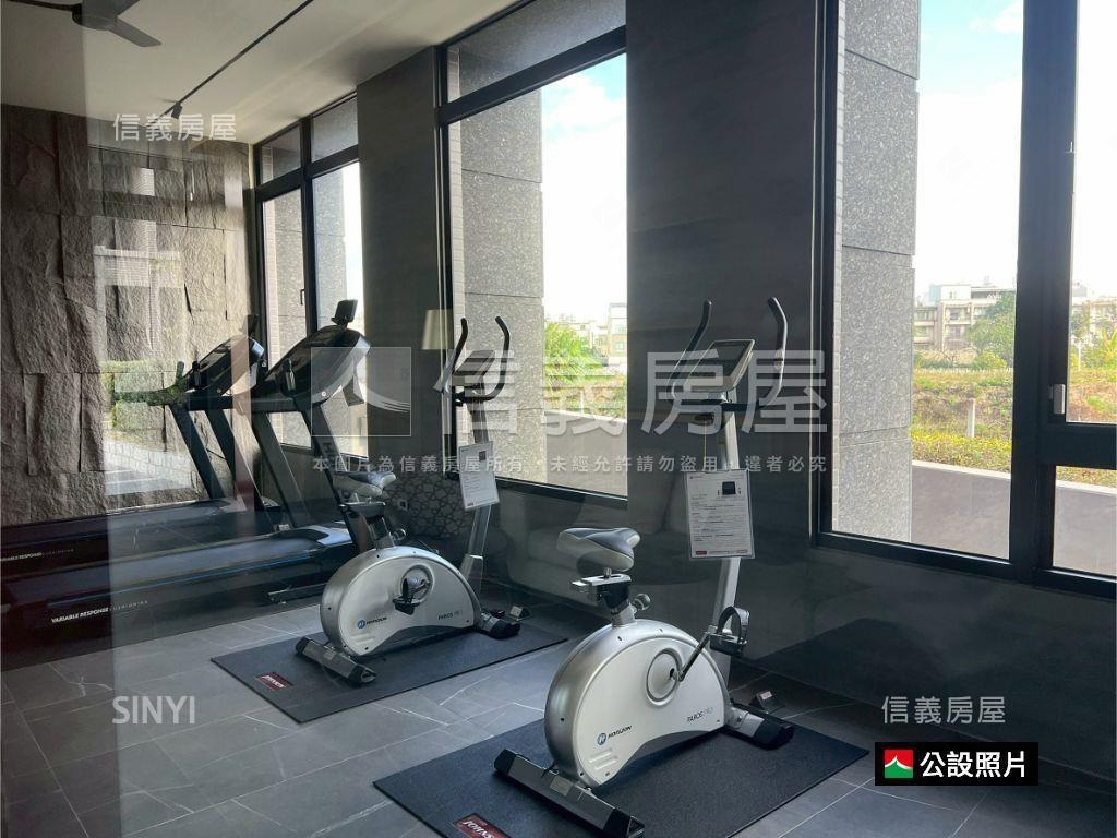 頂樓三面採光質感三房平車房屋室內格局與周邊環境