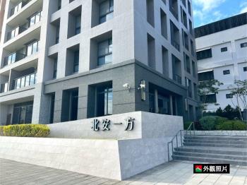 頂樓三面採光質感三房平車