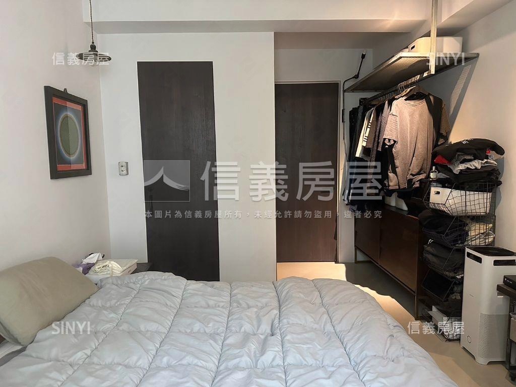 ＭＭ２１樹梢戶三房有車位房屋室內格局與周邊環境