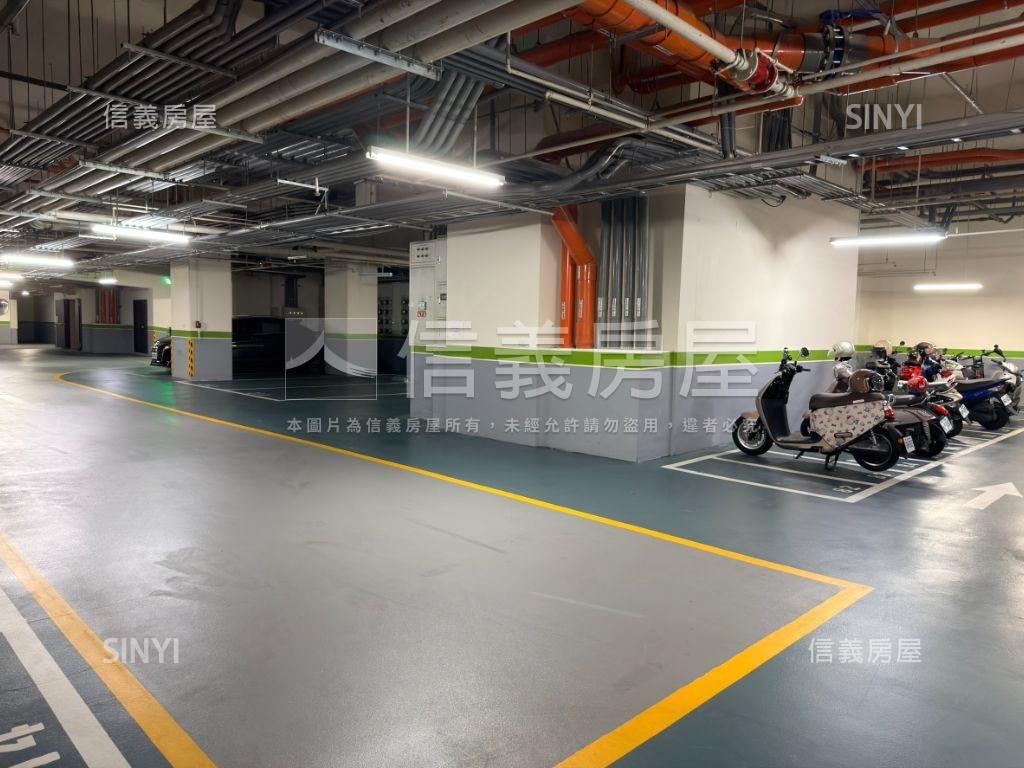 視野朝南高樓☆２房平車房屋室內格局與周邊環境