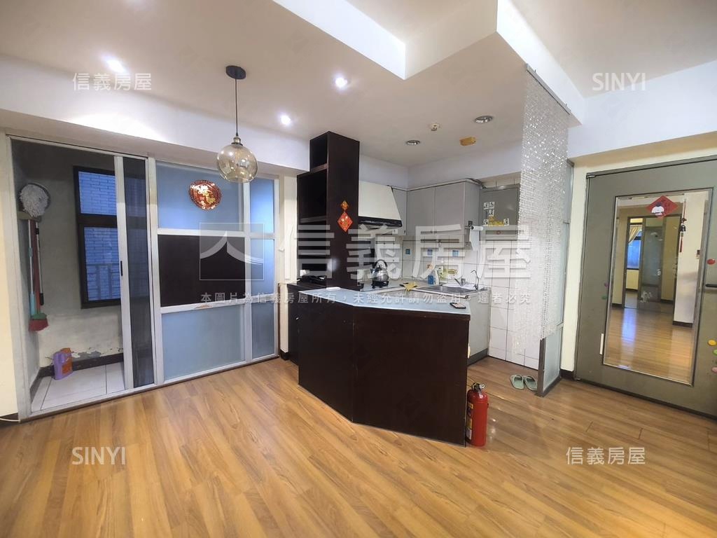 稀有釋出深坑埔新街美宅房屋室內格局與周邊環境