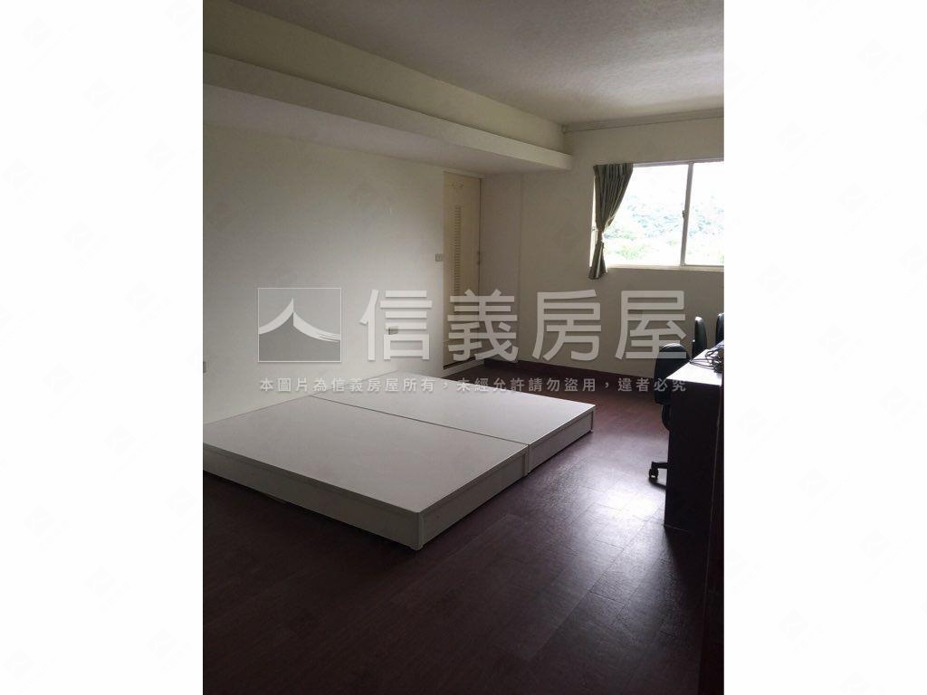 青山環抱～價錢可談房屋室內格局與周邊環境