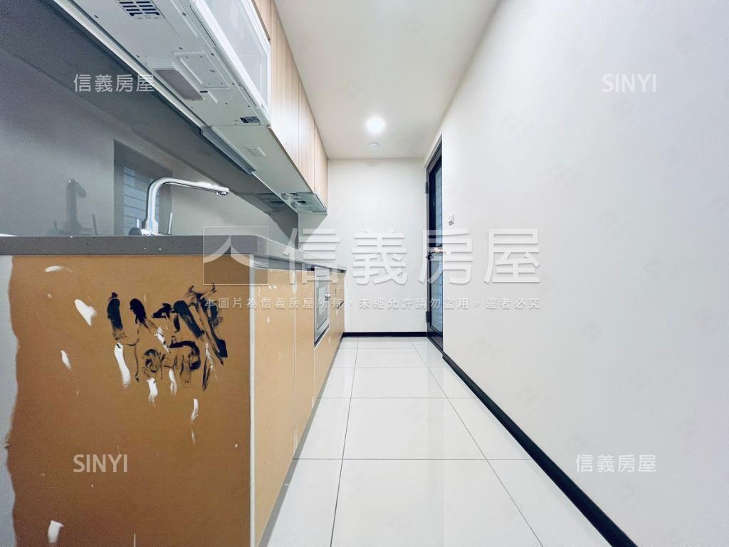 協和豐馥兩房平車屋主誠售房屋室內格局與周邊環境