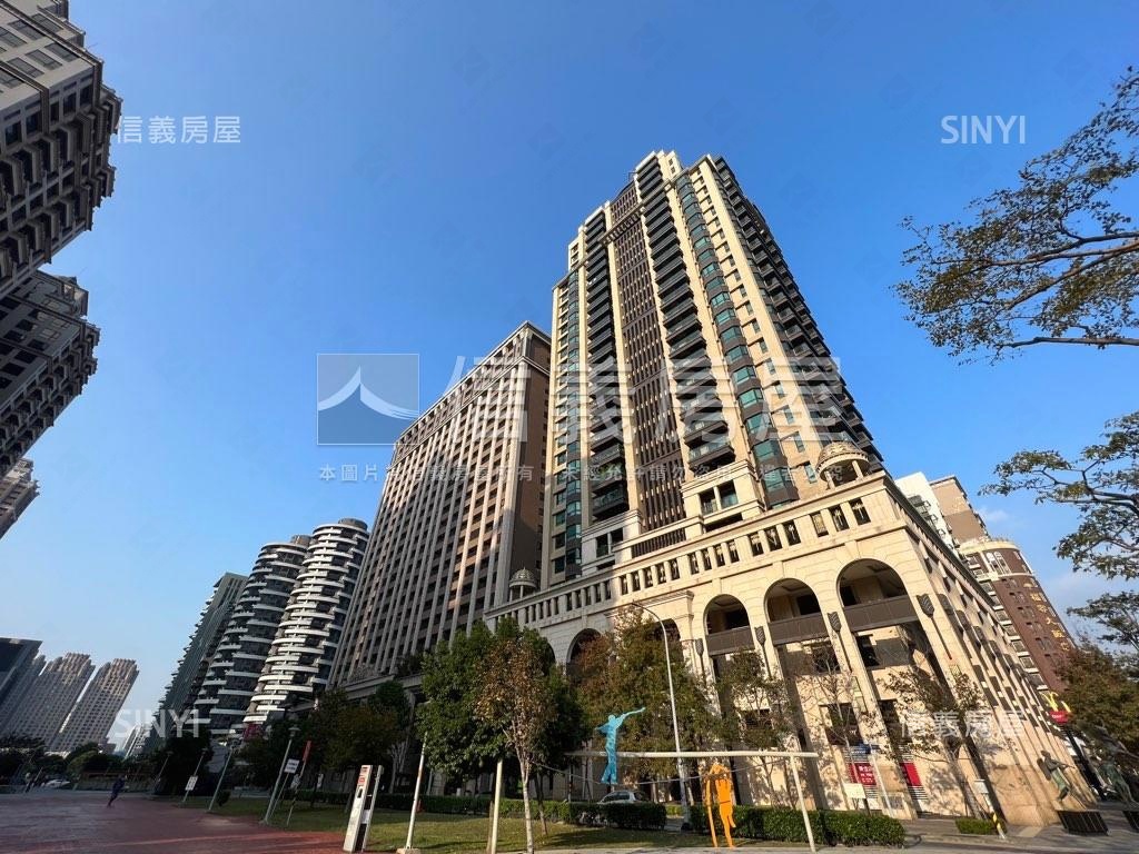 藝文核心麥當勞旁面寬店面房屋室內格局與周邊環境