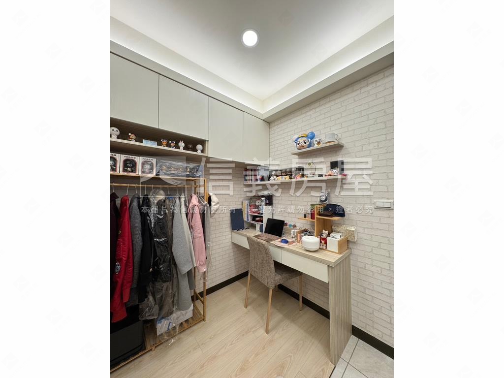 站前文匯精美兩房房屋室內格局與周邊環境