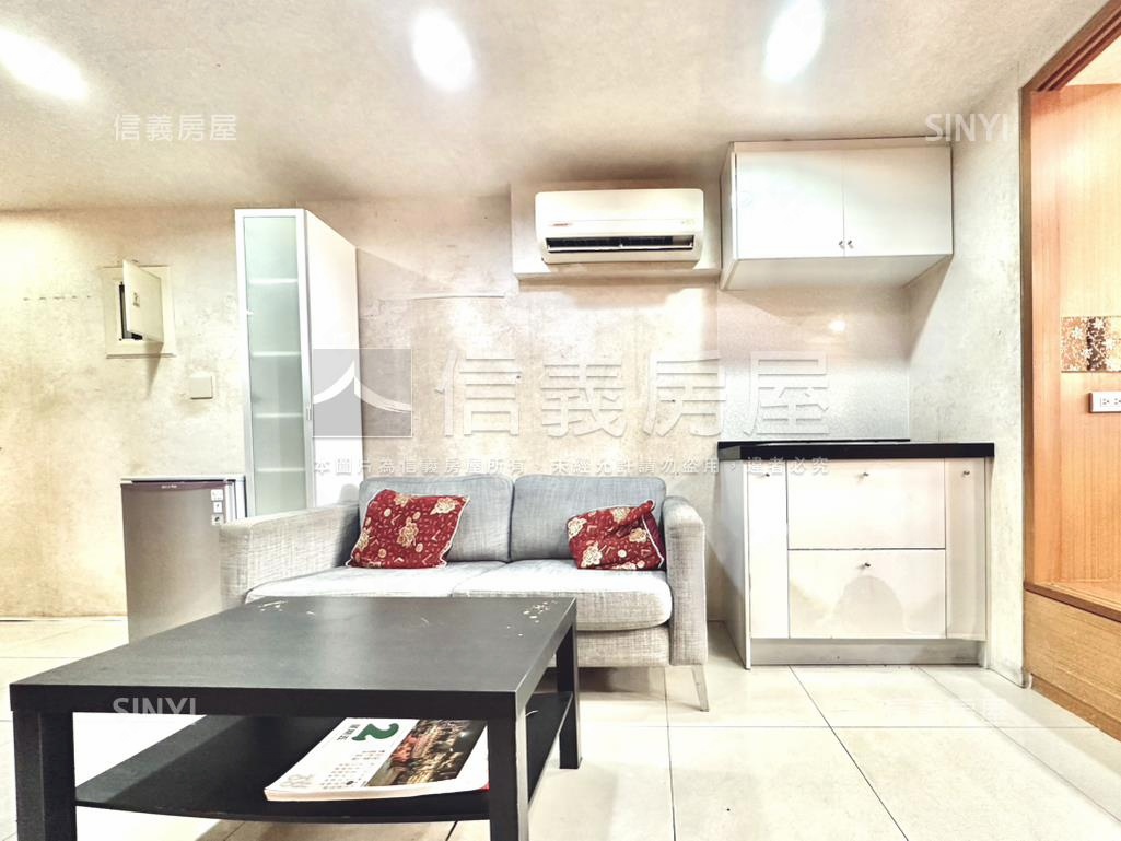 次高樓層．樓中堡房屋室內格局與周邊環境