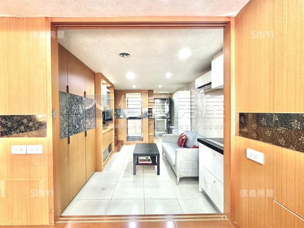 次高樓層．樓中堡房屋室內格局與周邊環境