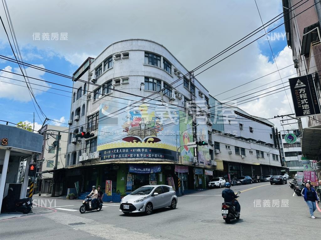 大東捷運旁大地坪角窗透店房屋室內格局與周邊環境