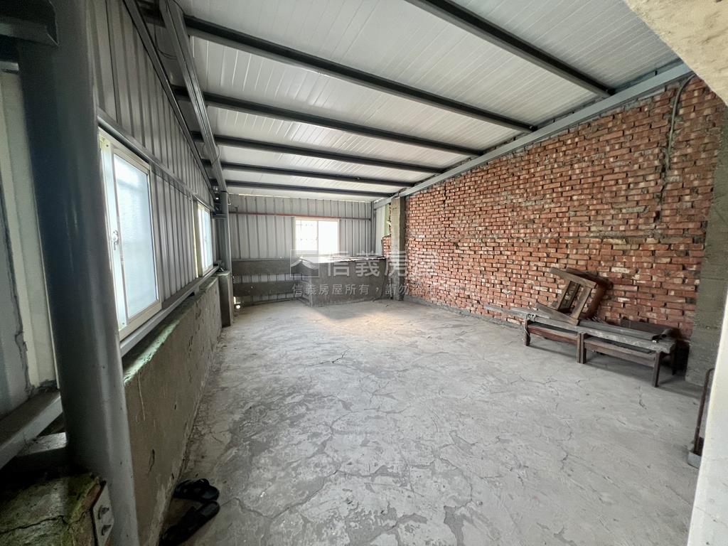 近高餐靜謐透天宅房屋室內格局與周邊環境