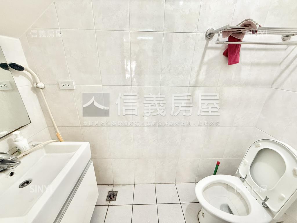 先看這間！八擴金鑽帶租店房屋室內格局與周邊環境