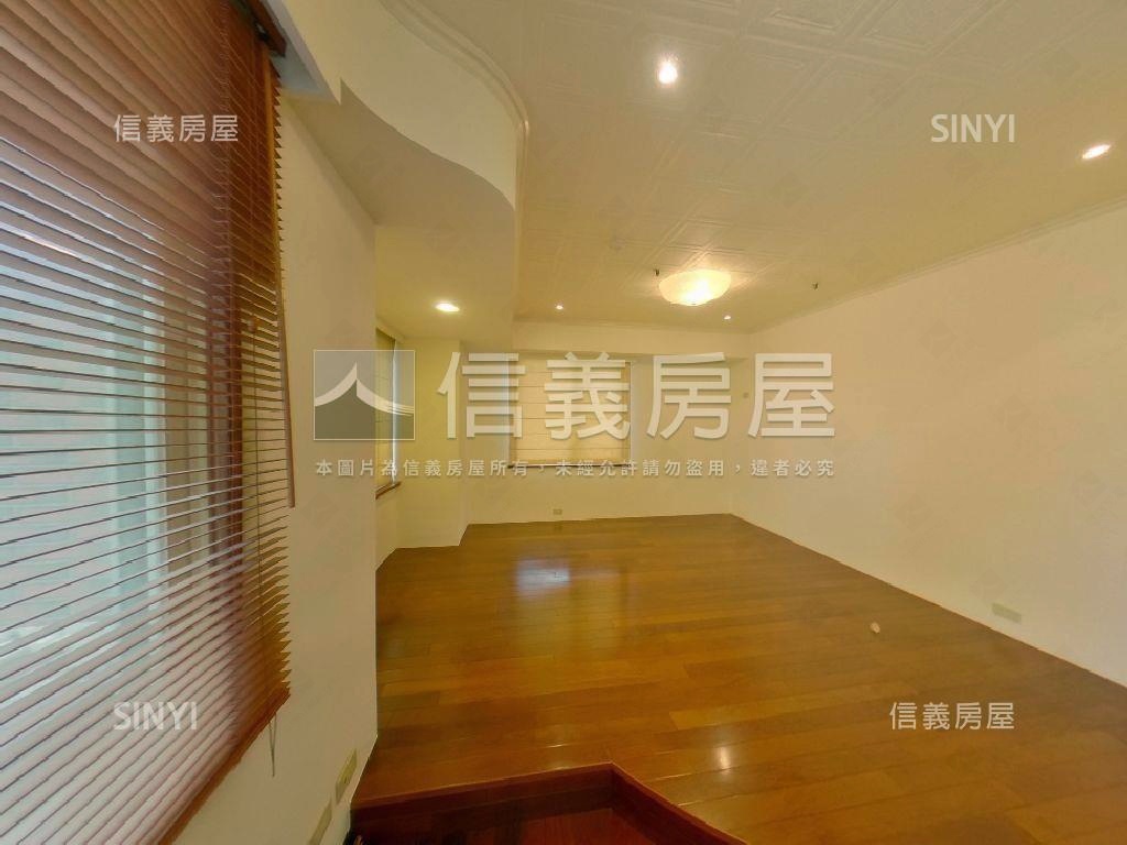 捷運中和‧童話特區房屋室內格局與周邊環境