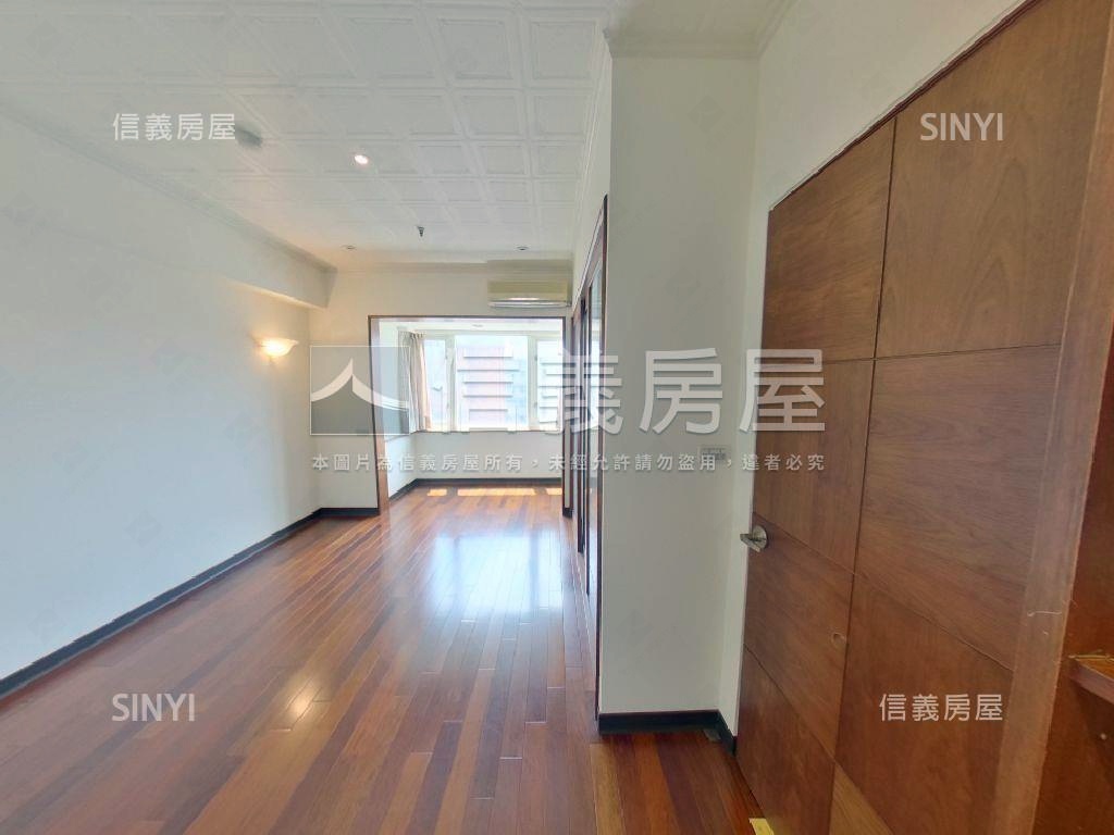 捷運中和‧童話特區房屋室內格局與周邊環境