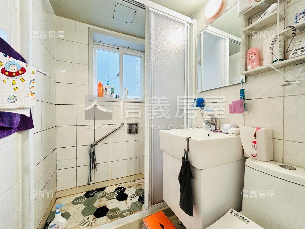 新市鎮美妝大空間起家厝房屋室內格局與周邊環境