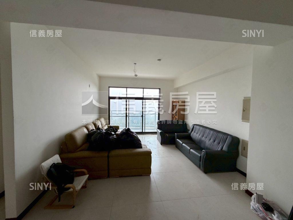 文山苑綠意大３房車位房屋室內格局與周邊環境