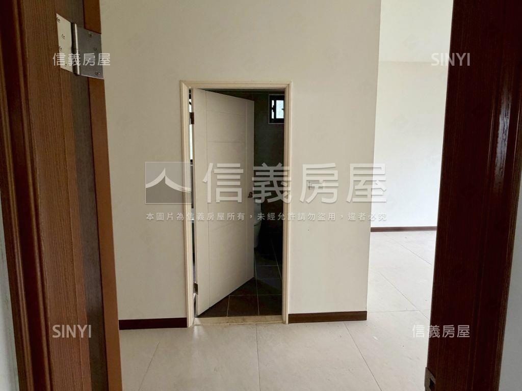 文山苑綠意大３房車位房屋室內格局與周邊環境