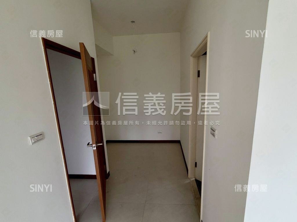 文山苑綠意大３房車位房屋室內格局與周邊環境