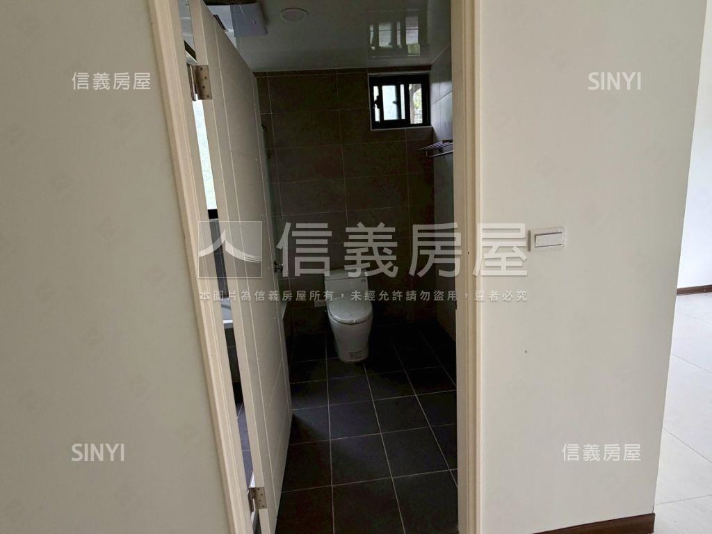 文山苑綠意大３房車位房屋室內格局與周邊環境