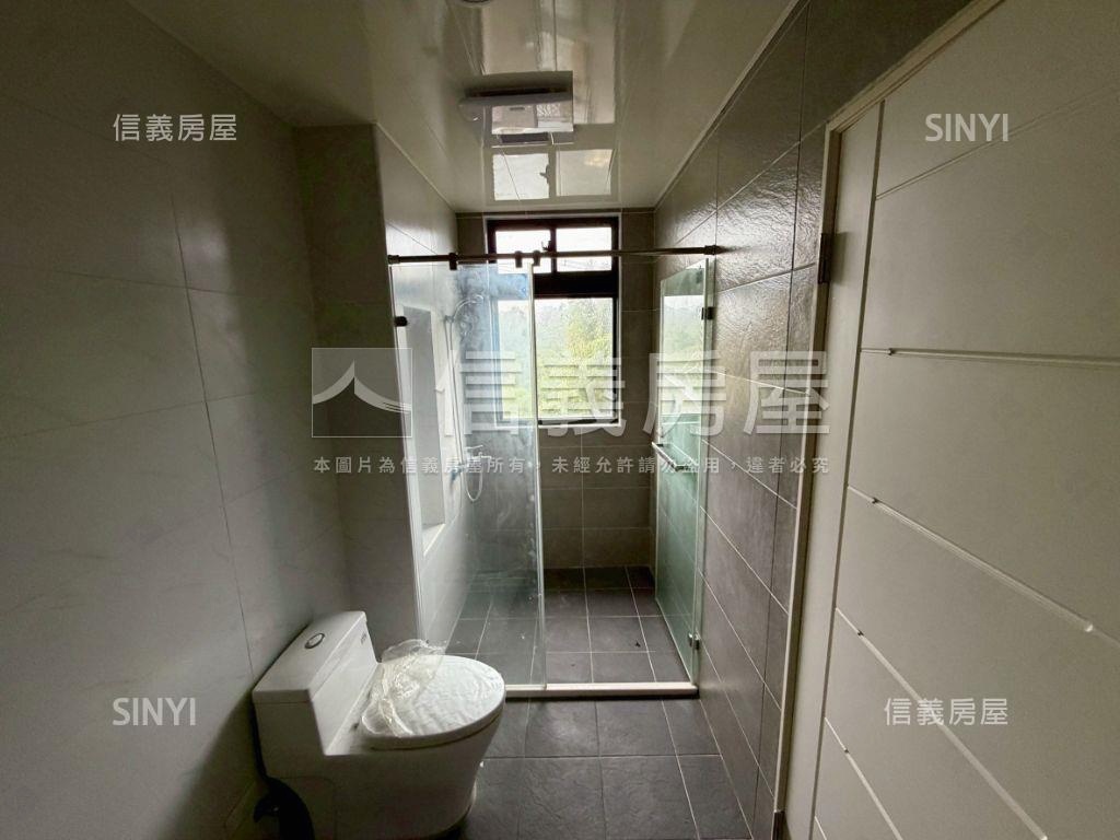 文山苑綠意大３房車位房屋室內格局與周邊環境