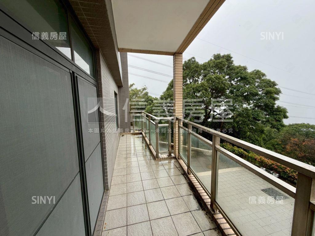 文山苑綠意大３房車位房屋室內格局與周邊環境