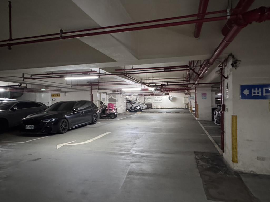 公崙華城三房坡平車位房屋室內格局與周邊環境
