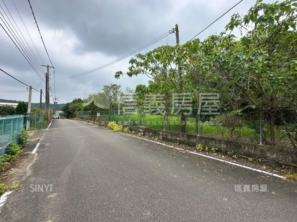 苗栗頭份流東段臨路農地房屋室內格局與周邊環境