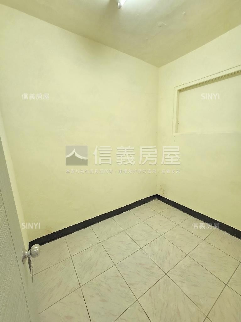 南區公英六街透天房屋室內格局與周邊環境