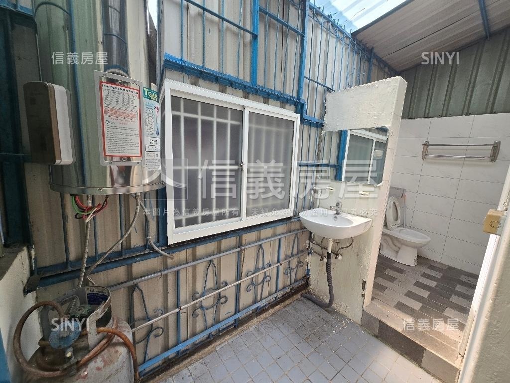 南區公英六街透天房屋室內格局與周邊環境