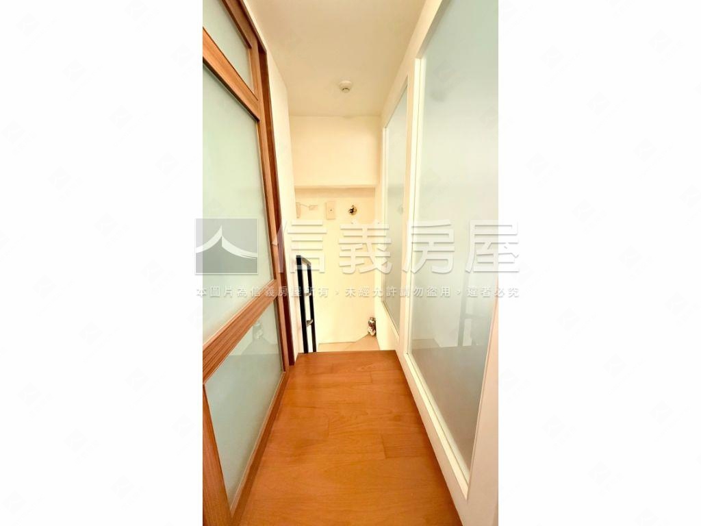 雙衛浴開窗｜圓家華首購宅房屋室內格局與周邊環境