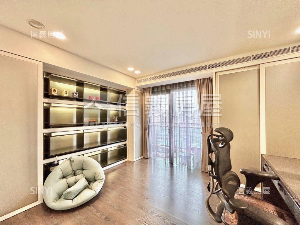 鼎毅東坡硯尊爵視野戶房屋室內格局與周邊環境