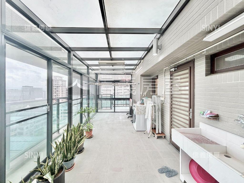 鼎毅東坡硯尊爵視野戶房屋室內格局與周邊環境