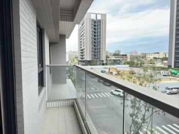 三發夢世代｜尊榮三房平車