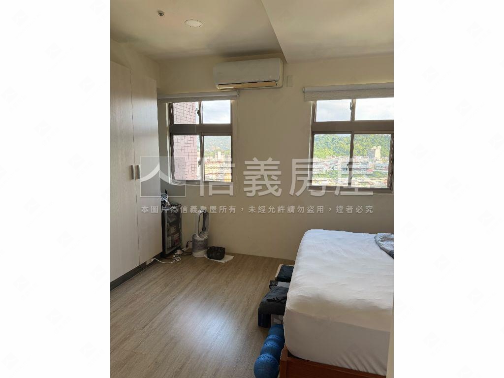 潤泰美景２房景觀宅房屋室內格局與周邊環境