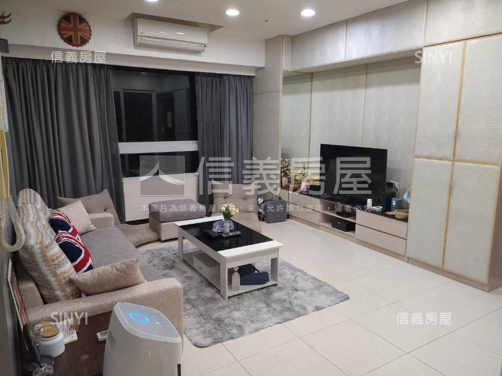 左營夏威夷採光三房平車房屋室內格局與周邊環境