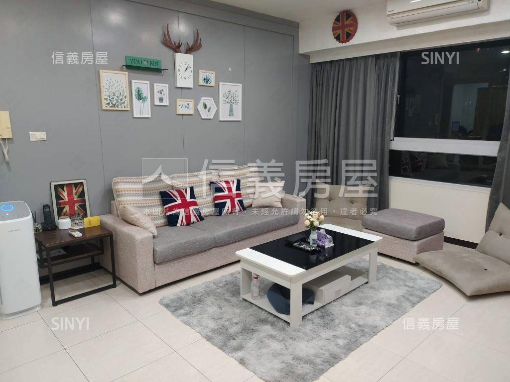 左營夏威夷採光三房平車房屋室內格局與周邊環境