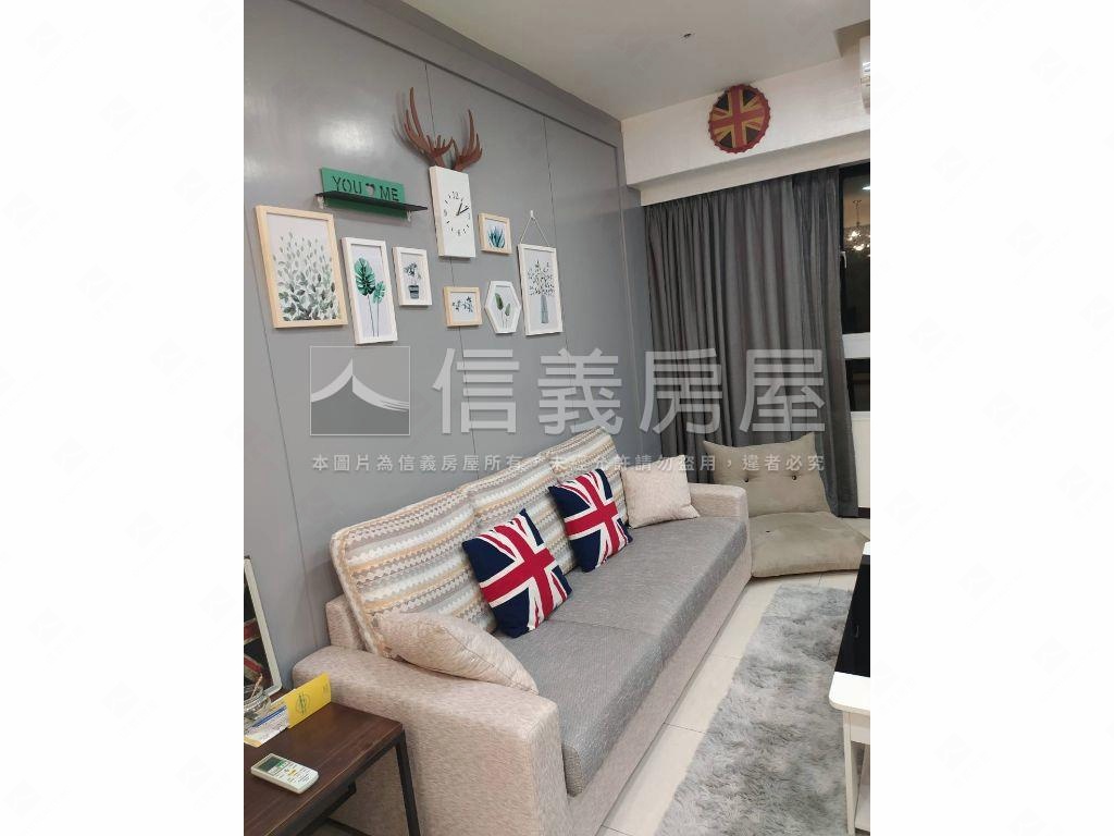 左營夏威夷採光三房平車房屋室內格局與周邊環境