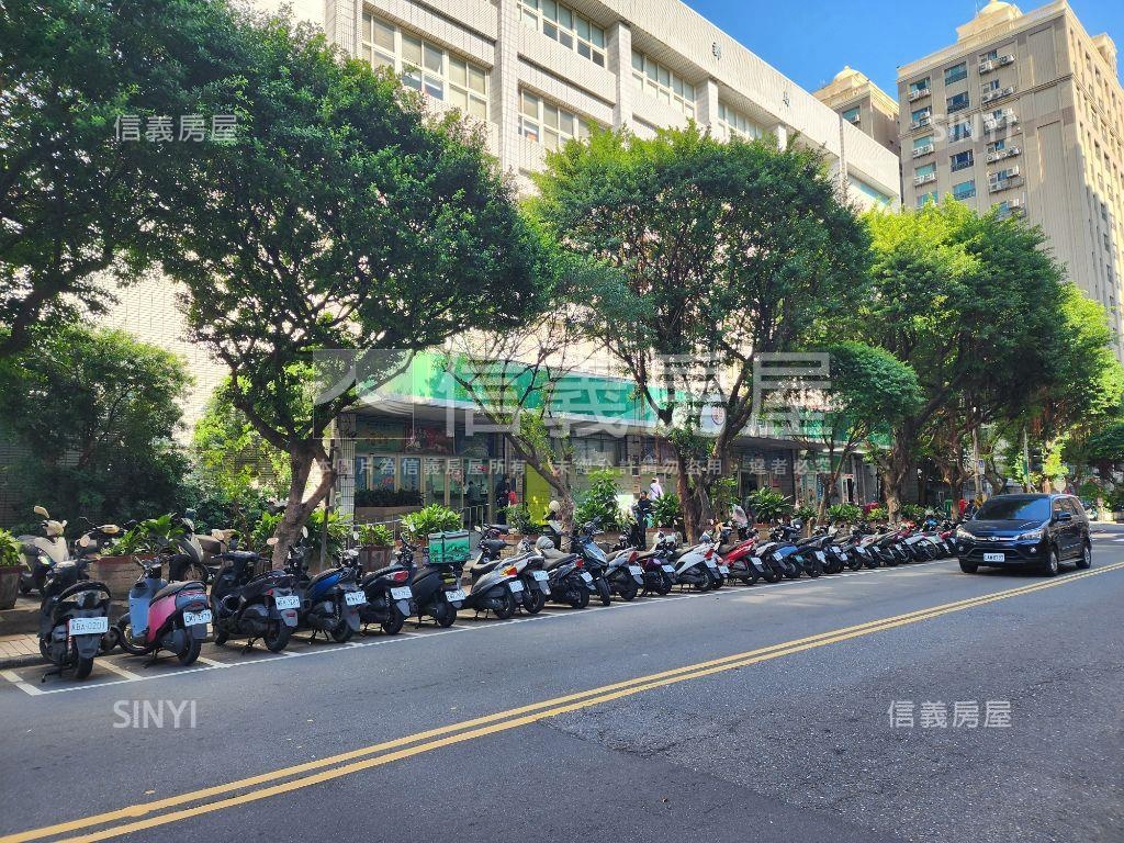 夢想成真．成家電梯三房房屋室內格局與周邊環境