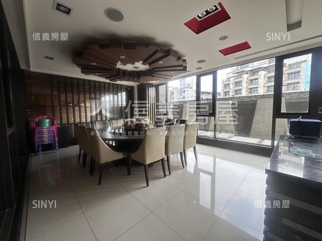 仁武高樓層景觀兩房房屋室內格局與周邊環境