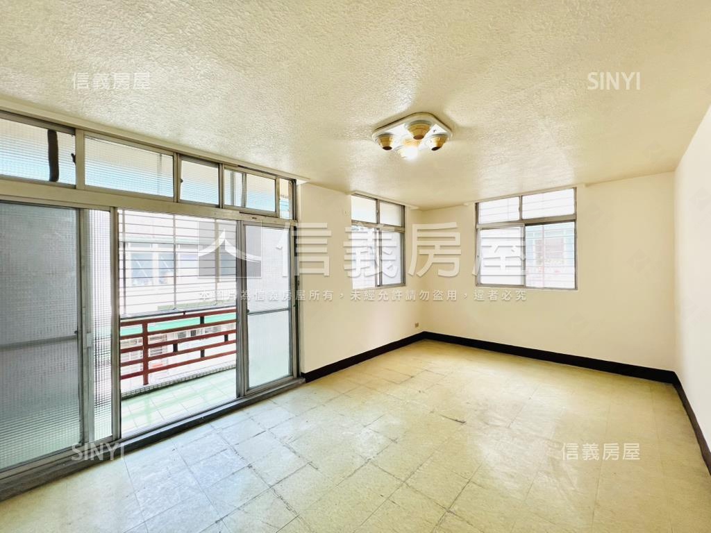 興隆邊間獨戶公寓頂加房屋室內格局與周邊環境