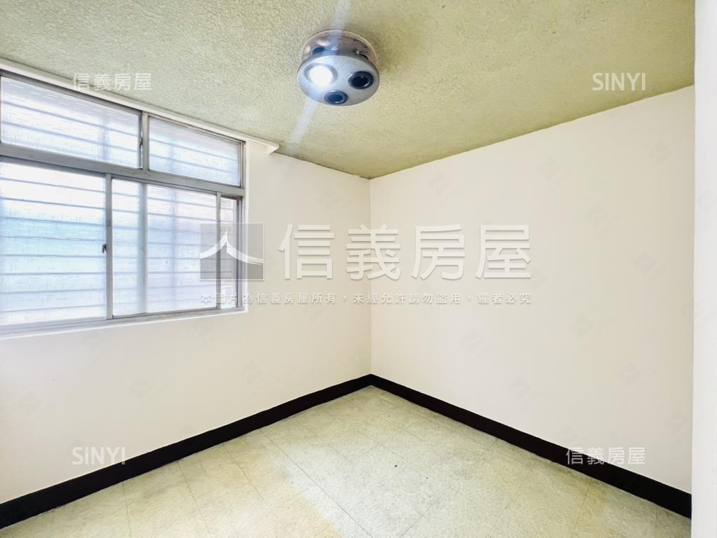 興隆邊間獨戶公寓頂加房屋室內格局與周邊環境