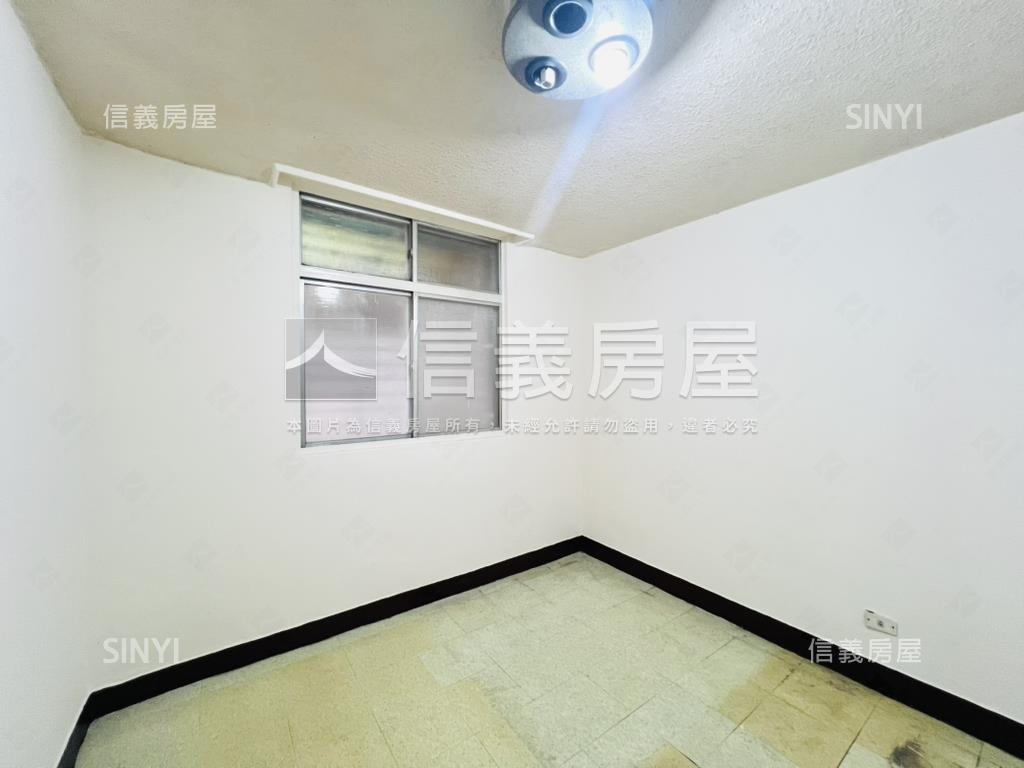 興隆邊間獨戶公寓頂加房屋室內格局與周邊環境