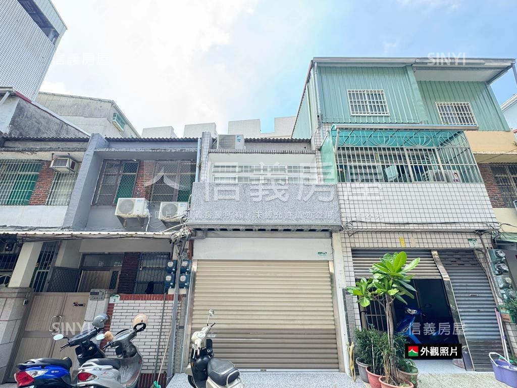 大遠百商圈，整新車庫透天房屋室內格局與周邊環境