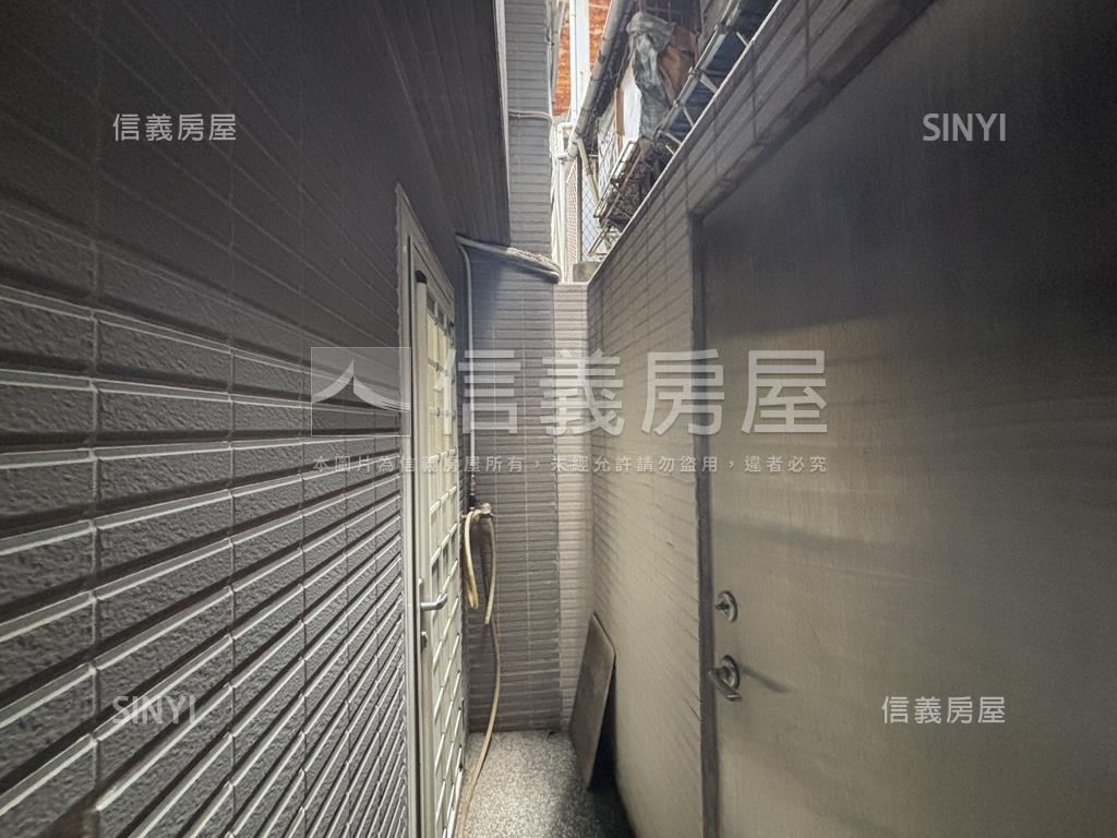 府中捷運站旁稀有一樓房屋室內格局與周邊環境